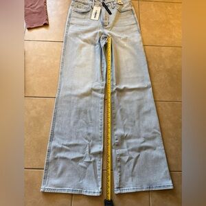 Judy Blue Light Blue Denim Straight Tummy Control Jeans NWT 9/29